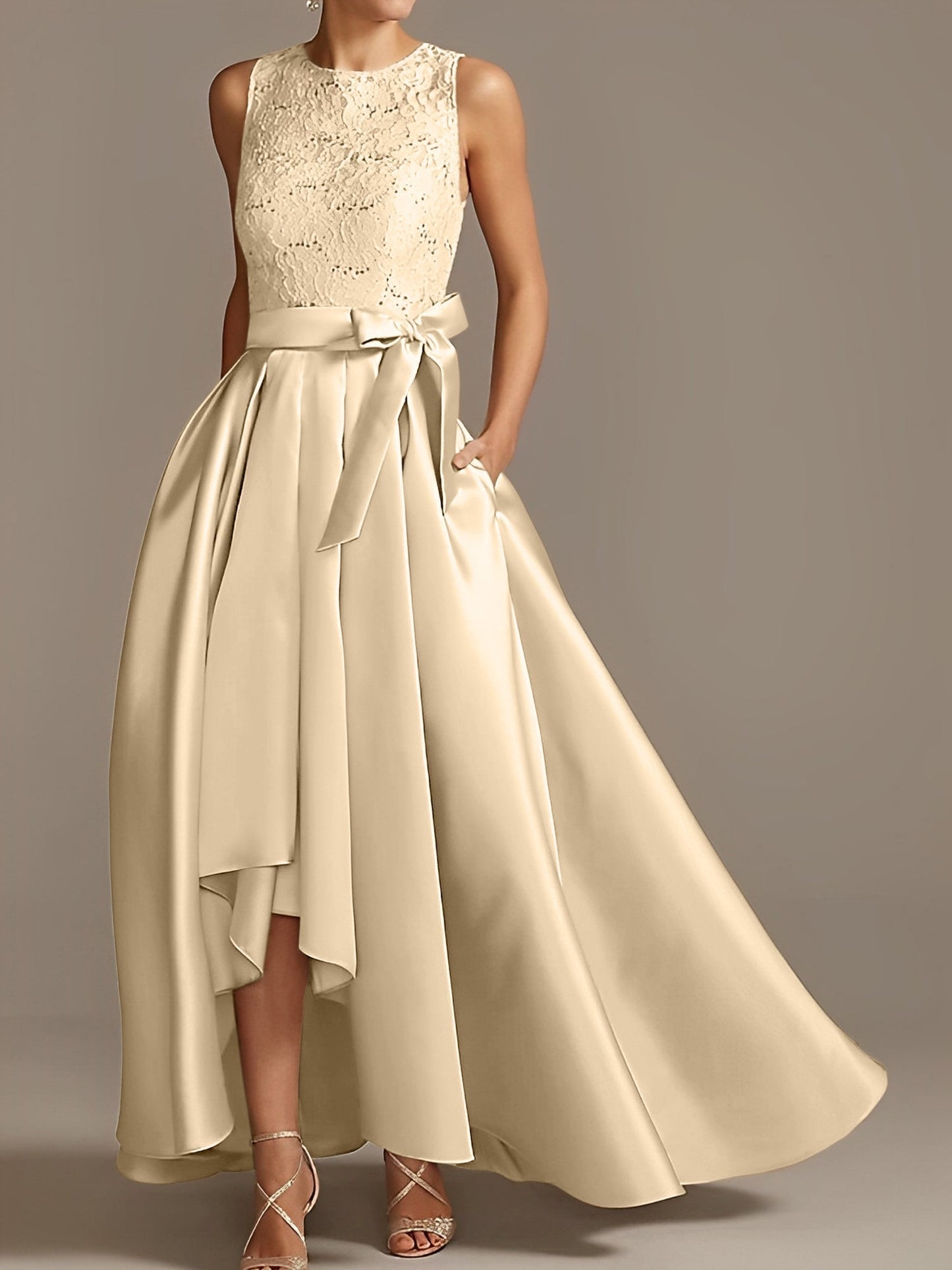 Vestidos de madre de la novia de corte A/princesa, sin mangas, con escote joya y encaje plisado 