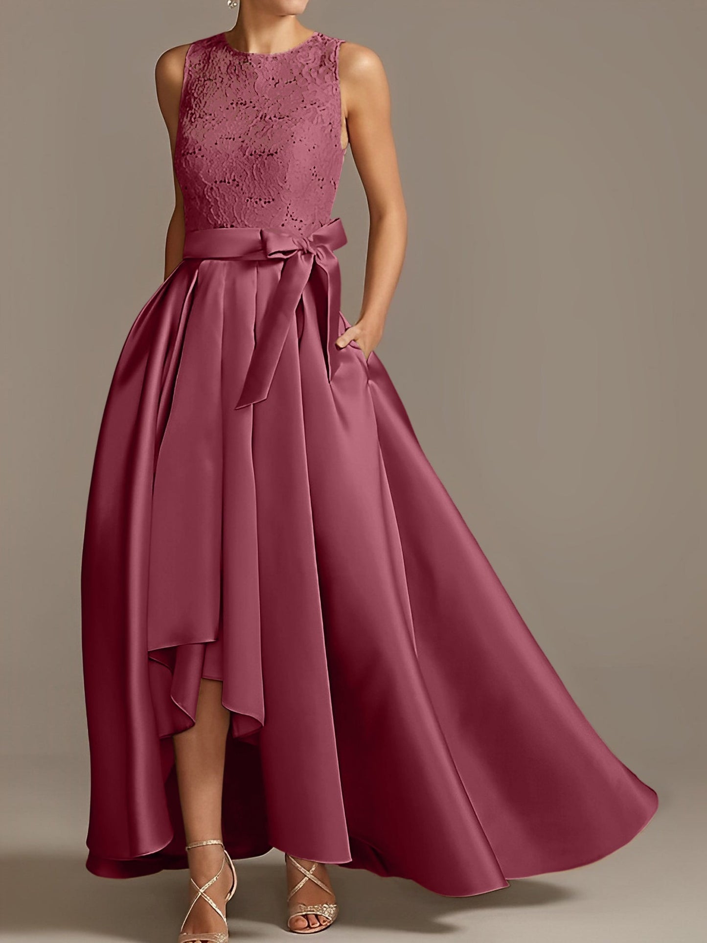 Vestidos de madre de la novia de corte A/princesa, sin mangas, con escote joya y encaje plisado 