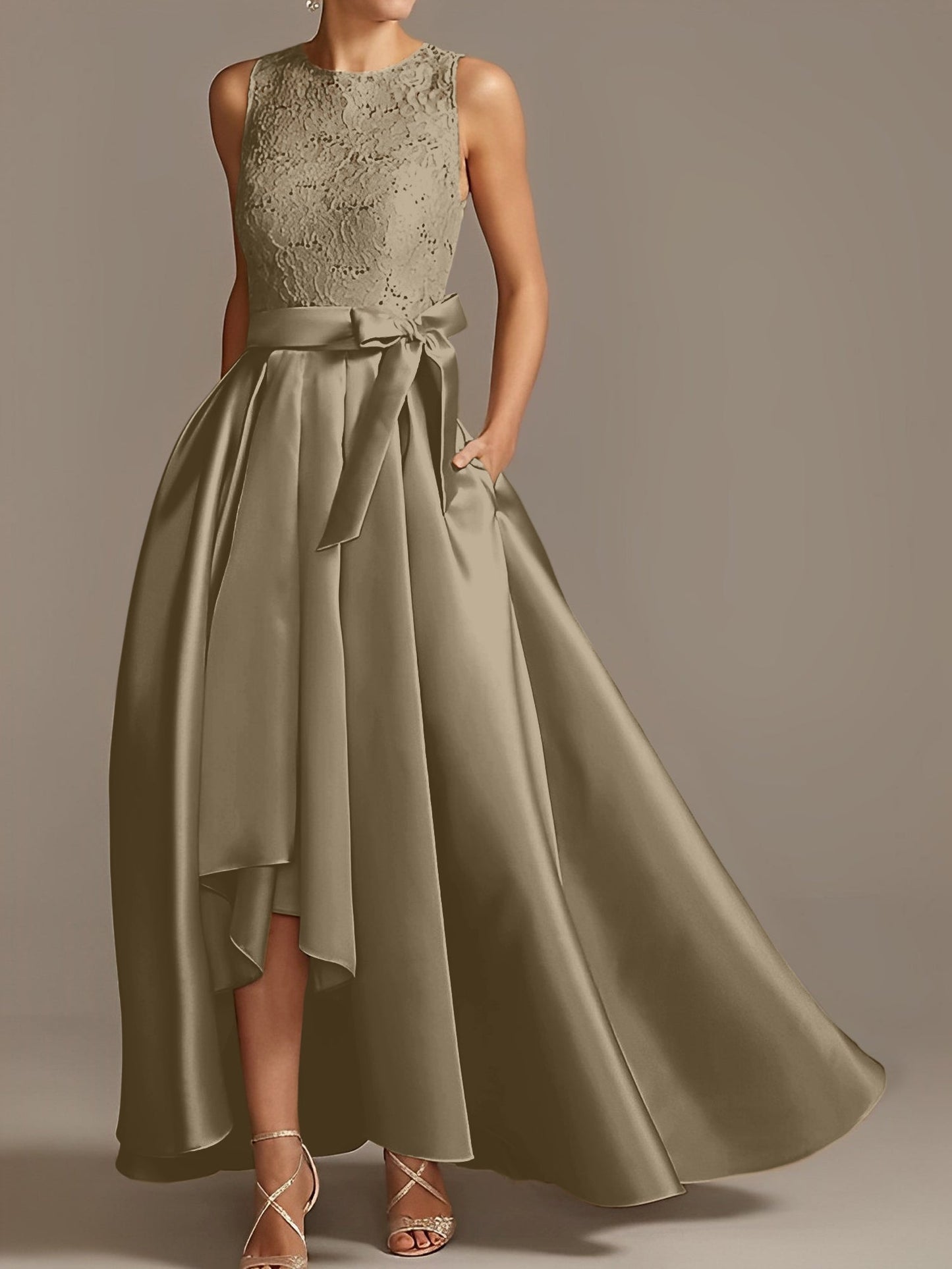 Vestidos de madre de la novia de corte A/princesa, sin mangas, con escote joya y encaje plisado 