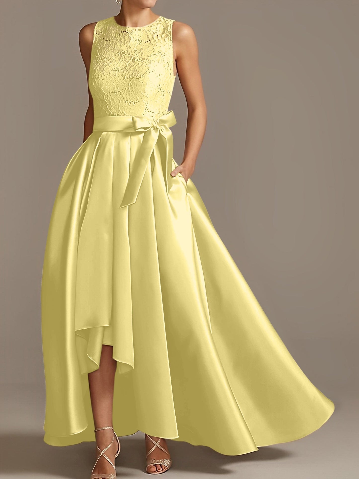 Vestidos de madre de la novia de corte A/princesa, sin mangas, con escote joya y encaje plisado 