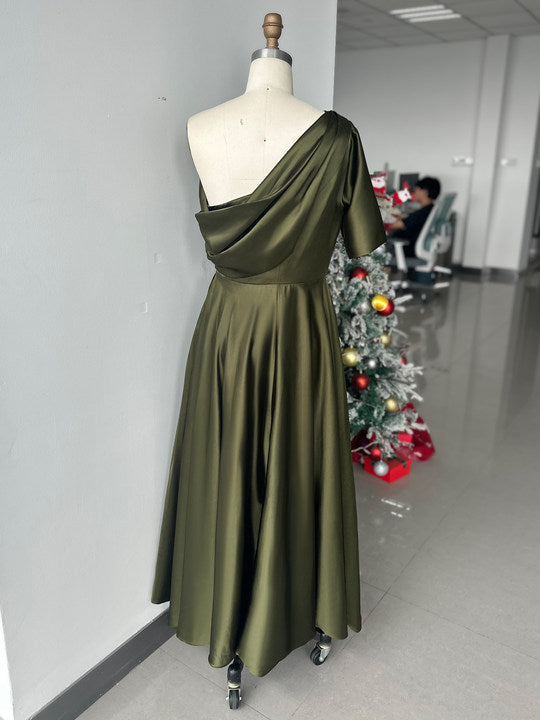Plus Size A Line Princess Mother Of The Bride Dress One Shoulder Ruffles Sleeves