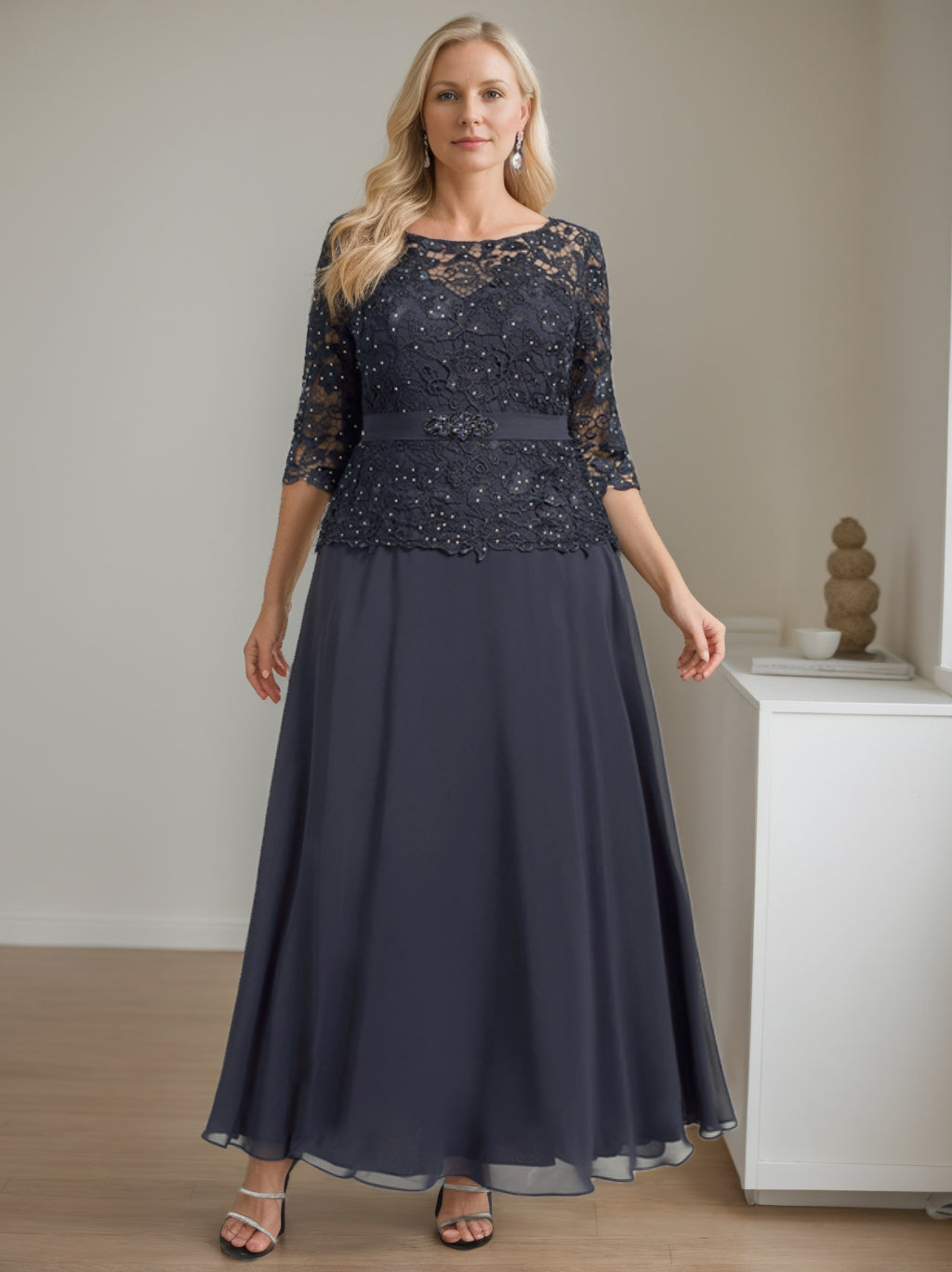Plus Size A Line Princess Mother Of The Bride Dress With Beading And Rhinestones