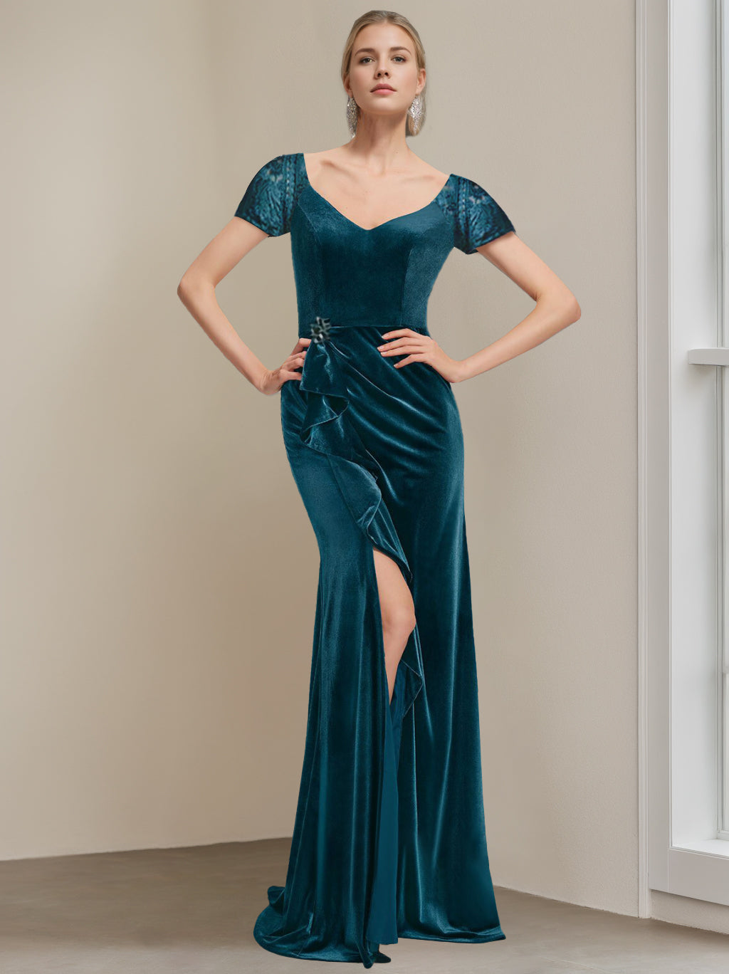 Velvet Mother Of The Bride Gown Vneck Sleeves With Ruffles And Appliques Trumpet