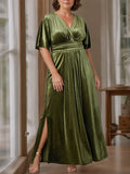 Plus Size Velvet Mother Of The Bride A Line Dress With V Neck And Ruffles