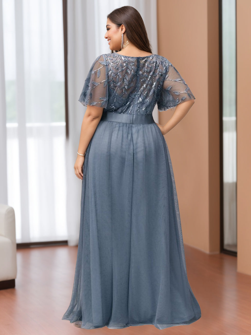Plus Size Floor Length Mother Of The Bride Dress With Scoop Neck And Appliques