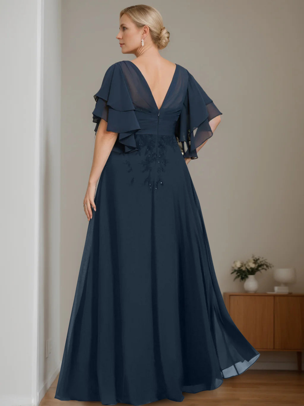 Plus Size V Neck A Line Mother Of The Bride Dress Sequins Half Sleeve Ruffles