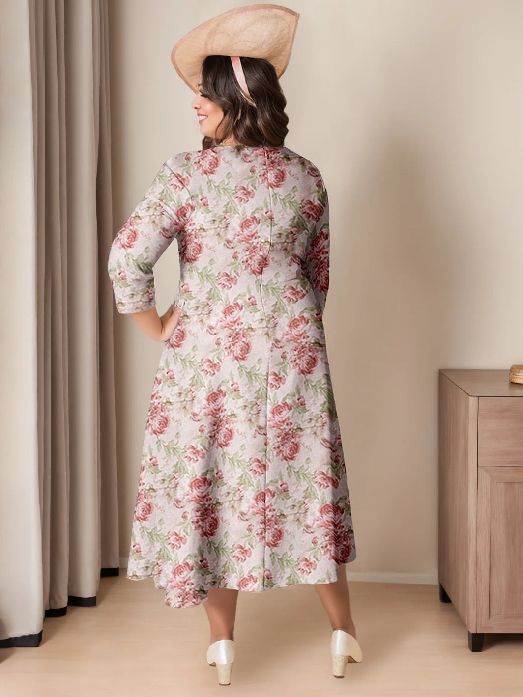 Plus Size Mother Of The Bride Dress With Floral Print And A Line Silhouette