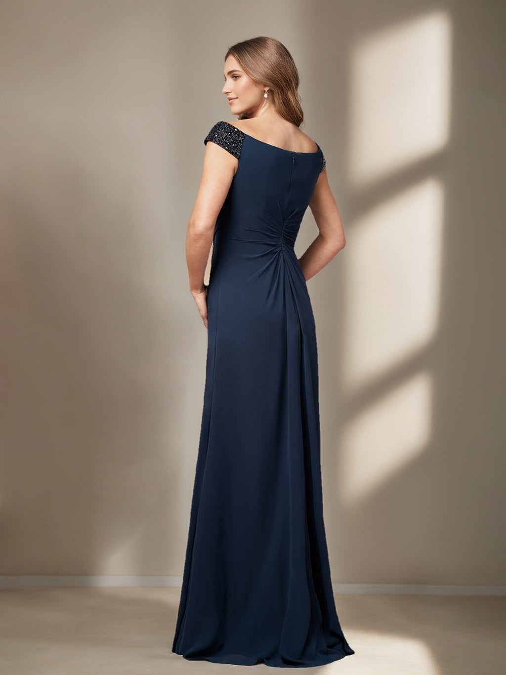 V Neck Sleeveless Plus Size Mother of the Bride A Line Floor Length Sequins Gown