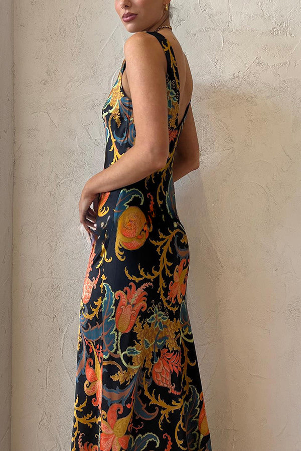 Forever Mine – Exklusives Maxi-Slip-Kleid aus Satin mit botanischem Print 