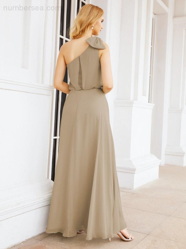 Robe de mariée longue asymétrique en mousseline à volants, sans manches et fendue sur le côté, modèle 28057