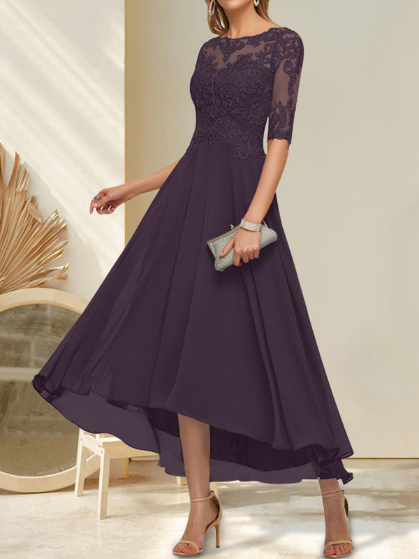 Robe de mère de la mariée en mousseline et dentelle, ligne A, col bateau illusion, asymétrique, ornée de perles et de paillettes