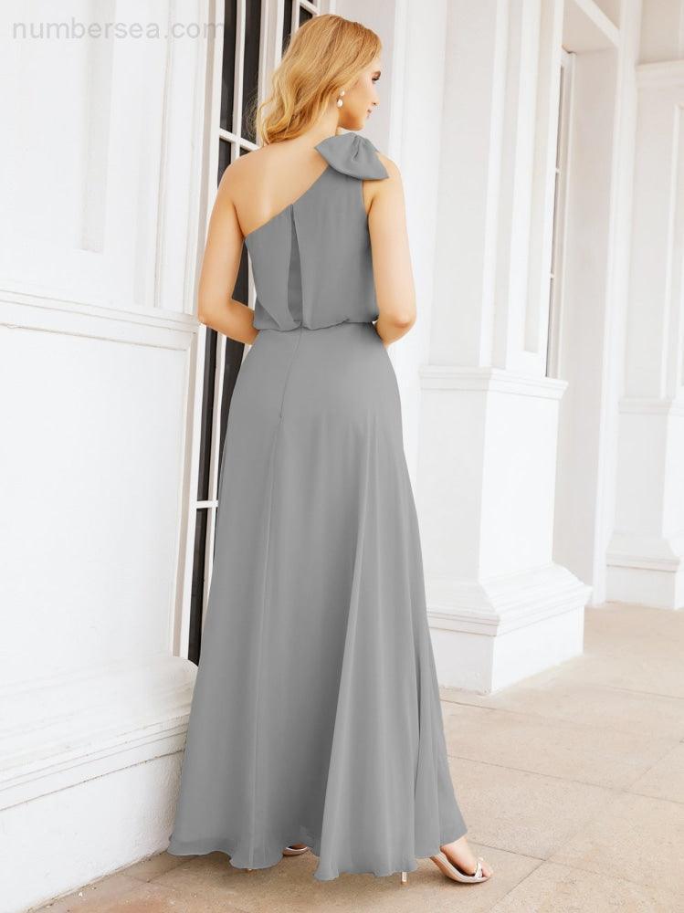Robe de mariée longue asymétrique en mousseline à volants, sans manches et fendue sur le côté, modèle 28057