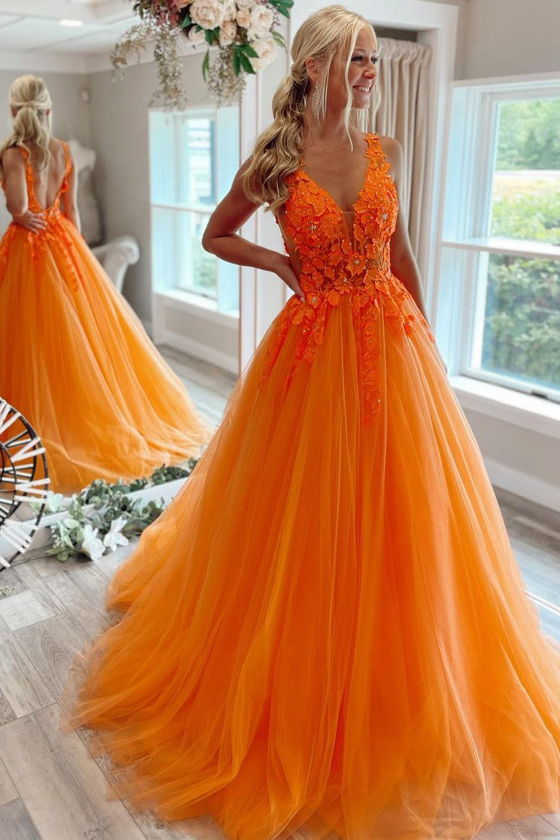 A-Linien-Ballkleid aus Tüll mit V-Ausschnitt und Applikationen