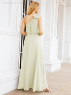 Robe de mariée longue asymétrique en mousseline à volants, sans manches et fendue sur le côté, modèle 28057
