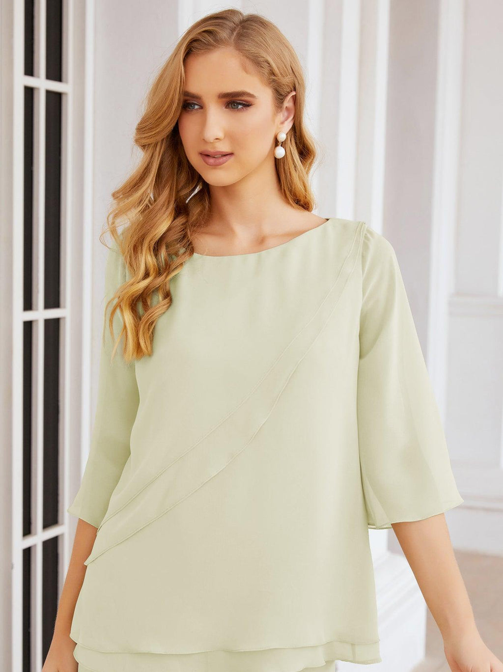 Robe de mariée élégante pour la mère de la mariée en deux pièces, tailleur pantalon grande taille à volants superposés, peignoir argenté 28064