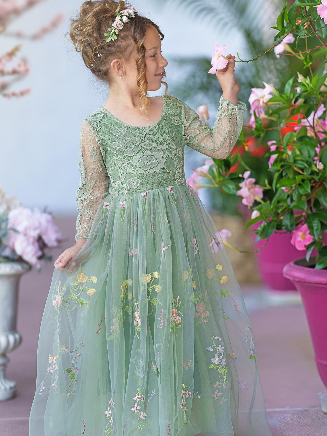 Floral Tulle Lace A Line Flower Girl Dress With Scoop Neck For Little Girls