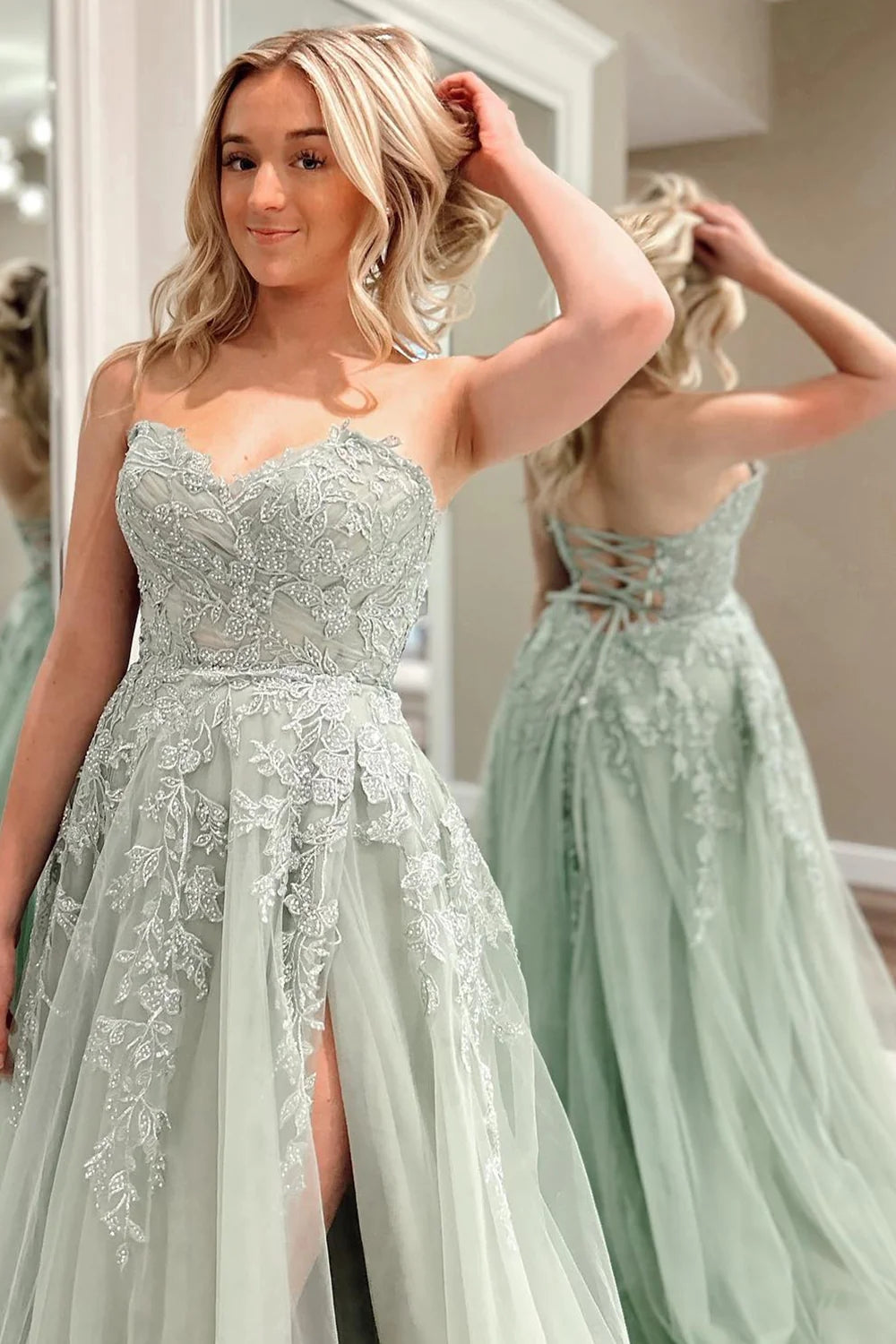 Abito lungo da ballo a linea ad A con scollo a cuore, tulle verde salvia e pizzo