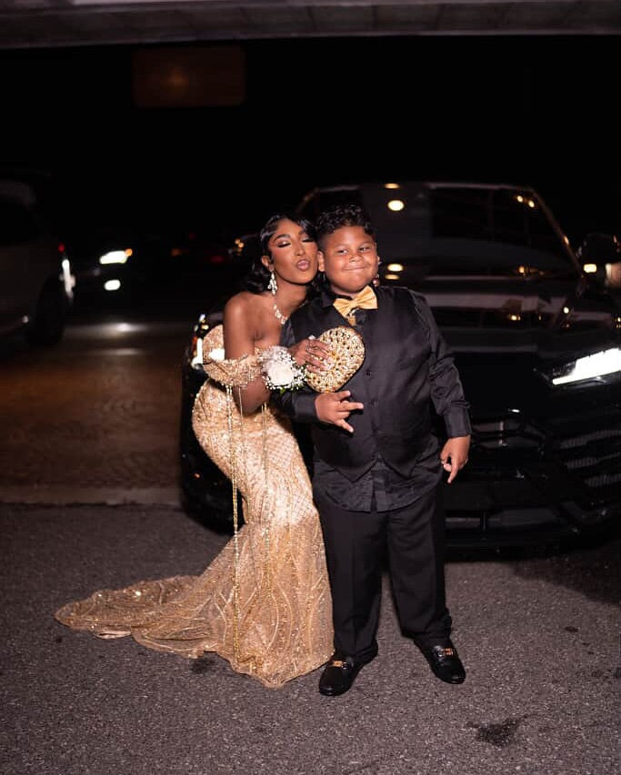 Classic Off The Shoulder Mermaid Prom Dresses With Gem Embellishments