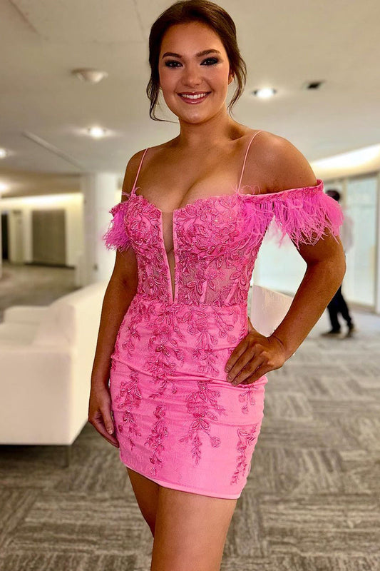 Vestido de fiesta de encaje rosa con hombros descubiertos