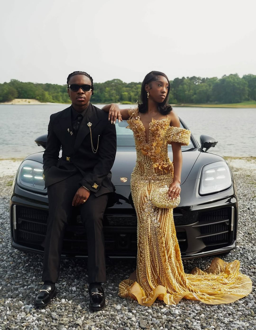 Sparkling Gold V-Neck Off-The-Shoulder Mermaid Prom Dress With Pearl Beading