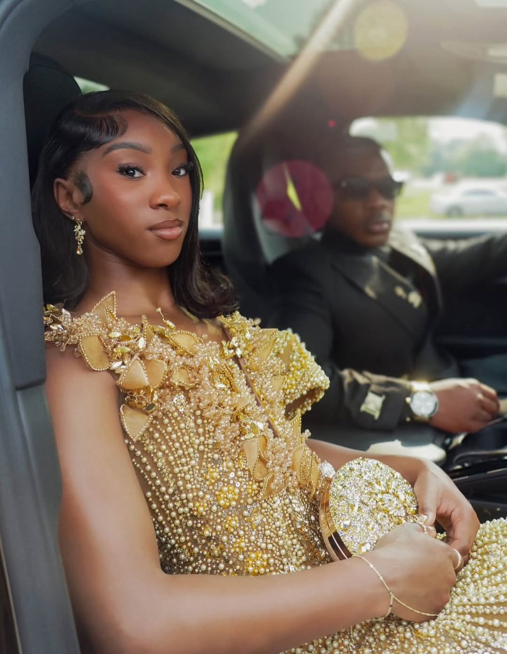 Sparkling Gold V-Neck Off-The-Shoulder Mermaid Prom Dress With Pearl Beading