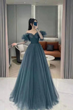 Abito lungo da sera in tulle blu, modello a linea ad A Y190
