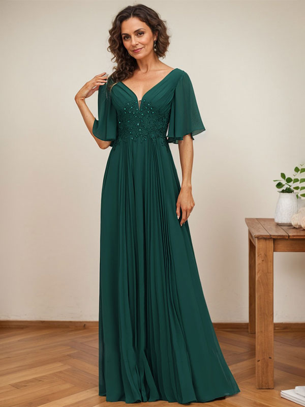 Robe de mère de la mariée en mousseline longueur au sol, coupe en A, col en V, ornée d'appliques en dentelle plissée et de paillettes