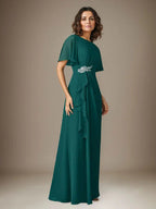 فستان شيفون ضيق مزين بالخرز بلون كحلي داكن