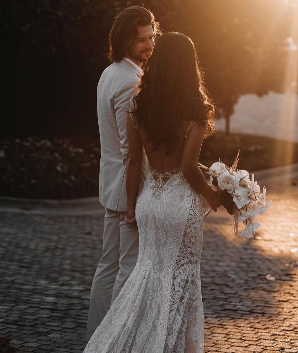 Lace Mermaid Bridal Wedding Dress Backless Sleeveless Chapel Train