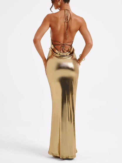 Rückenfreies Maxikleid mit Swing-Kragen und glänzendem Metallic-Muster 