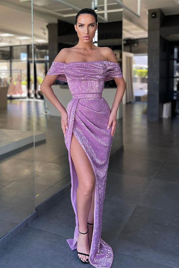 Vestido de Baile Lilás com Fenda Frontal e Ombros Descobertos com Lantejoulas