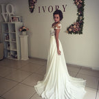 Luxury Ruffles A-Line Chiffon Lace Wedding Dress With Side Slit Appliques