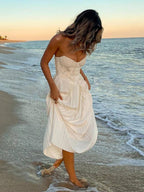 Elegantes plissiertes trägerloses Maxikleid 