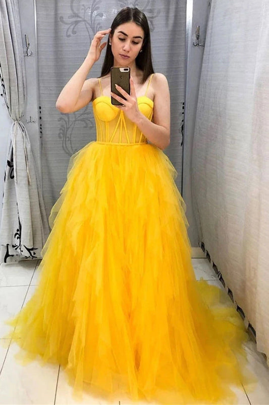 Vivian | Vestido largo formal de tul amarillo con tirantes finos