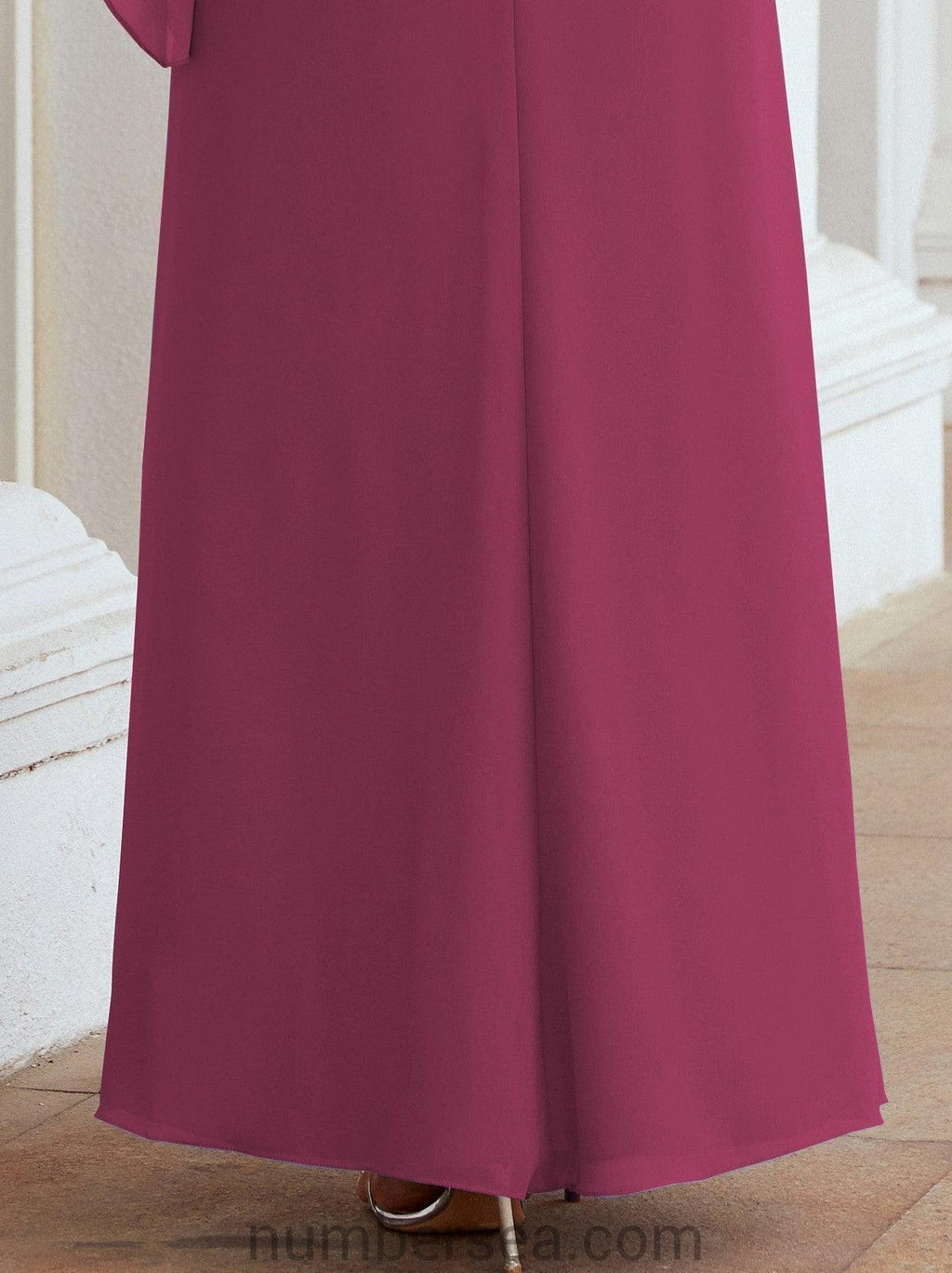 Robe de soirée formelle longue pour mère de la mariée avec cape à volants 28026