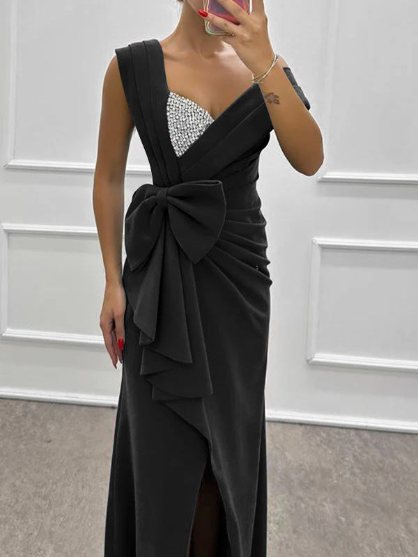Sleeveless Satin Mother Of The Bride Dress With Bow Details Sheath Silhouette