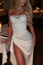 فستان ماكسي مذهل بتصميم أحلام وترتر وتطريز ساتان وتطريز مرقع وأكتاف مكشوفة وتجاعيد وتدلية وشق طويل