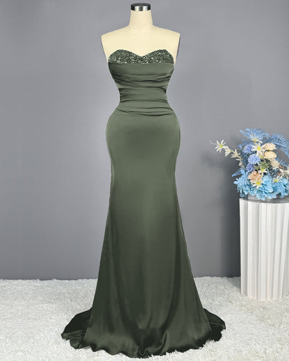 Sleeveless Mermaid Long Prom Gown with Sequined Sweetheart