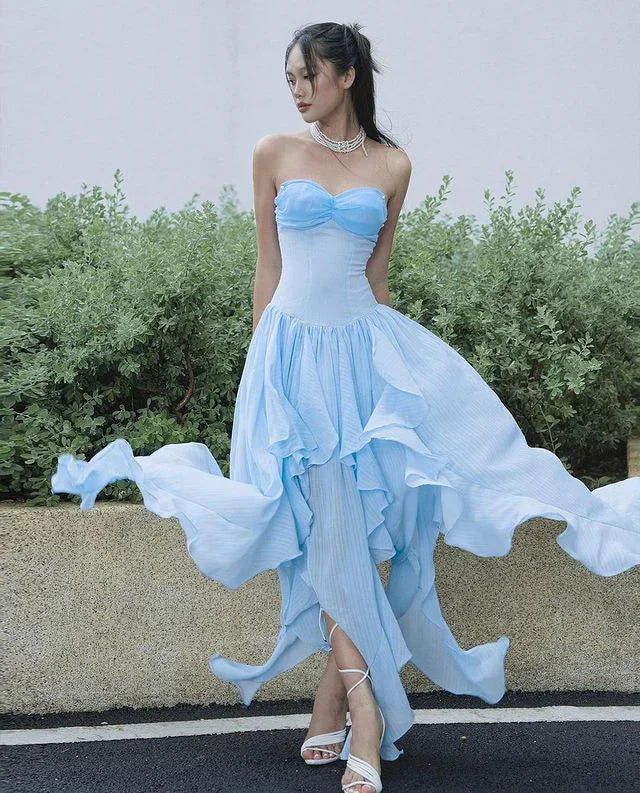 Elegantes blaues trägerloses unregelmäßiges Chiffon-Abendkleid für Fest und Ball mit herzförmigem Ausschnitt Y8223