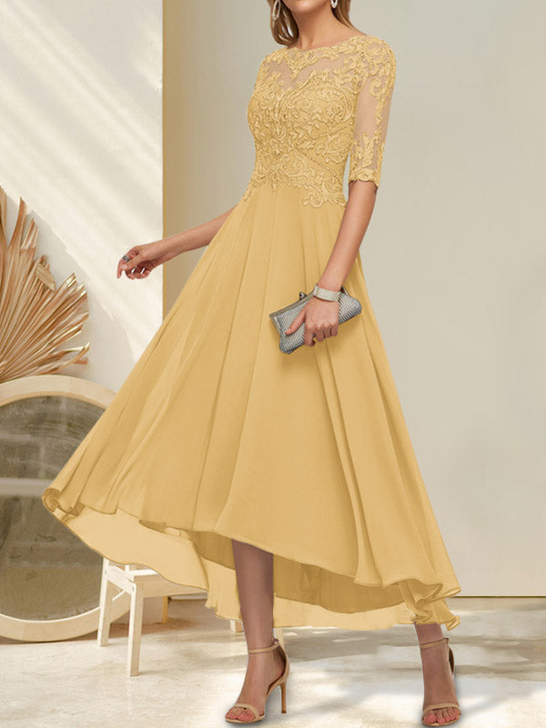 Robe de mère de la mariée en mousseline et dentelle, ligne A, col bateau illusion, asymétrique, ornée de perles et de paillettes
