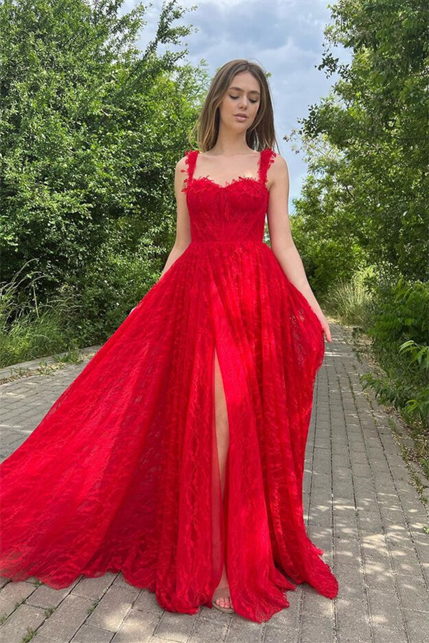 Vestido de cerimónia sem mangas com aplicação, corte evasê e decote ombro a ombro, com racha frontal