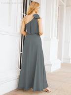 Robe de mariée longue asymétrique en mousseline à volants, sans manches et fendue sur le côté, modèle 28057
