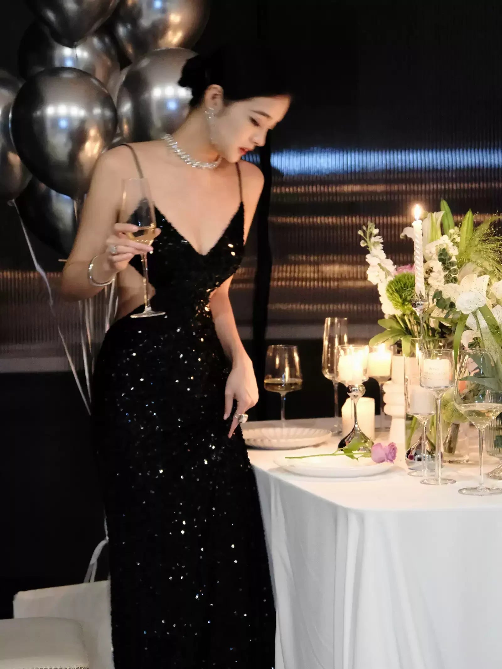 Abito da sera nero con paillettes scintillanti, vestito da sera sexy con schiena scoperta Y1124
