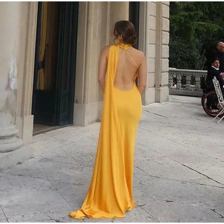 Vestido largo de gala amarillo satinado sin espalda y con hombros descubiertos Vestido de noche Y8466