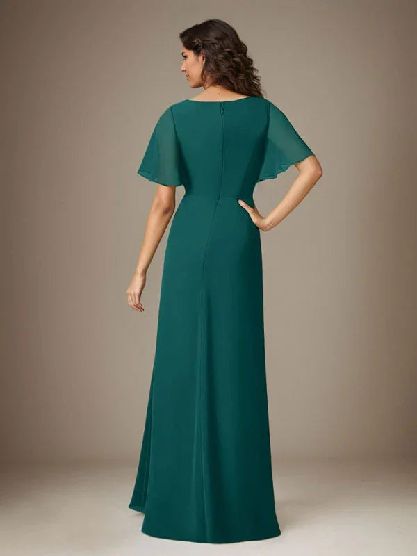 فستان شيفون ضيق مزين بالخرز بلون كحلي داكن