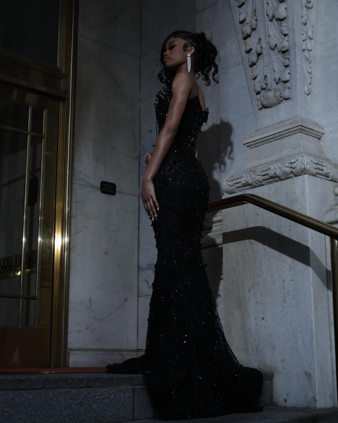 Luxury Sequin Mermaid Prom Dress Illusion Corset Bodice 3D Beaded Lace Shoulder