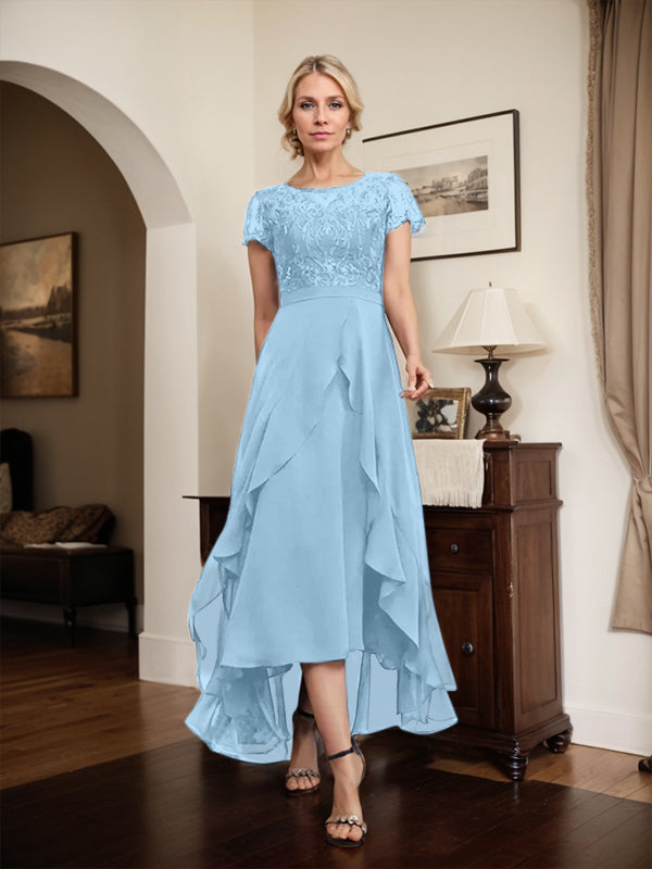 Robe de mère de la mariée en mousseline et dentelle asymétrique illusion à encolure dégagée, coupe en A, avec nœud, volants et paillettes
