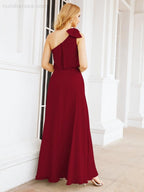 Robe de mariée longue asymétrique en mousseline à volants, sans manches et fendue sur le côté, modèle 28057