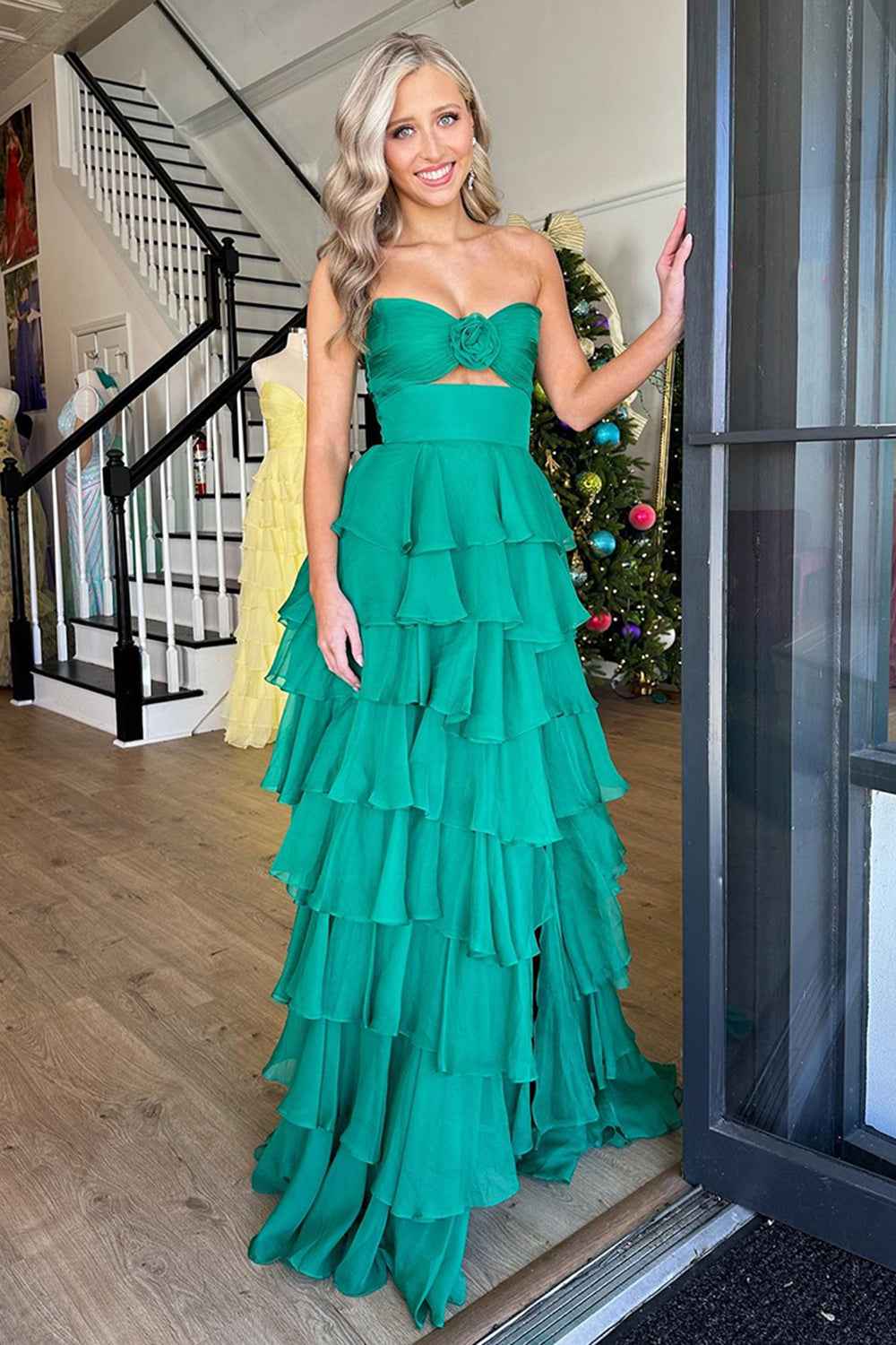 Black Sweetheart Chiffon A Line Tiered Long Prom Dress With Slit