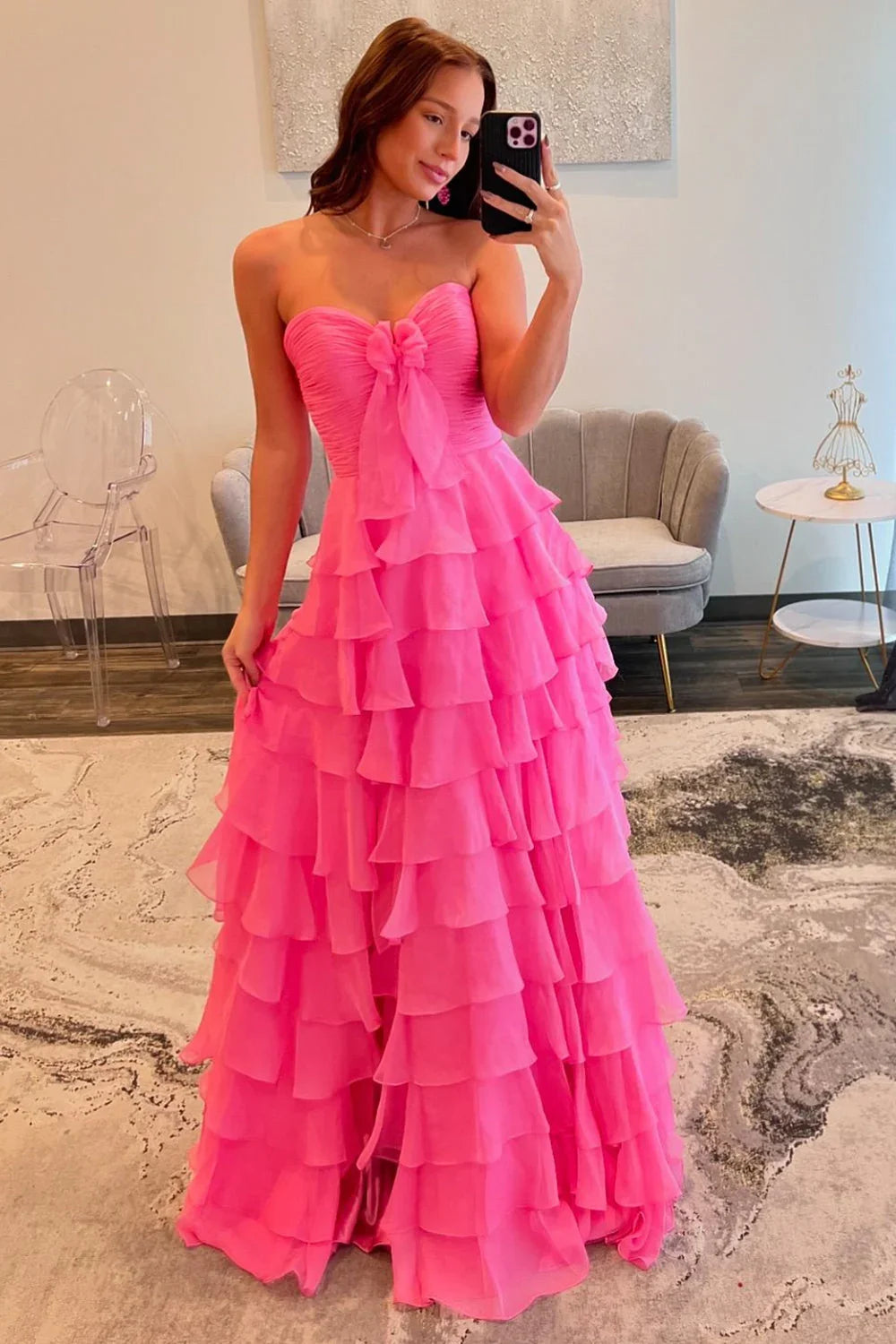 Abito lungo da sera a balze in chiffon a linea ad A con spacco
